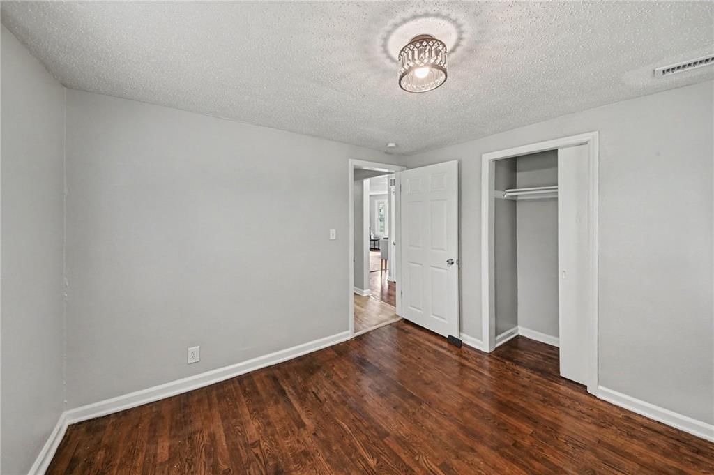 6842 E 139th Street — photo 12