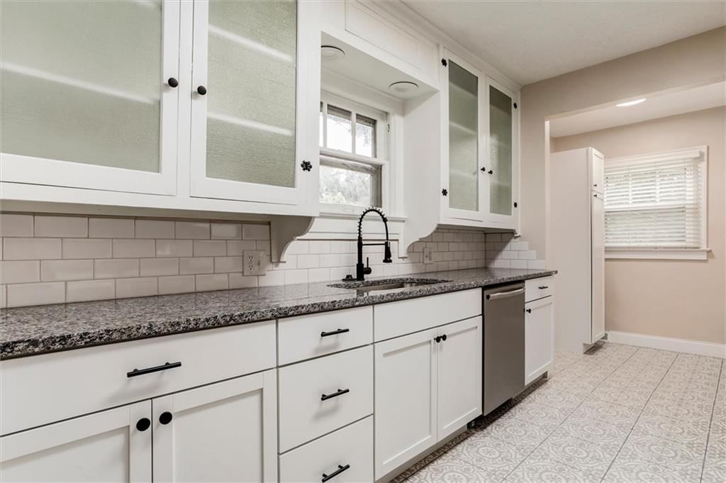 4206 Bell Street — photo 10