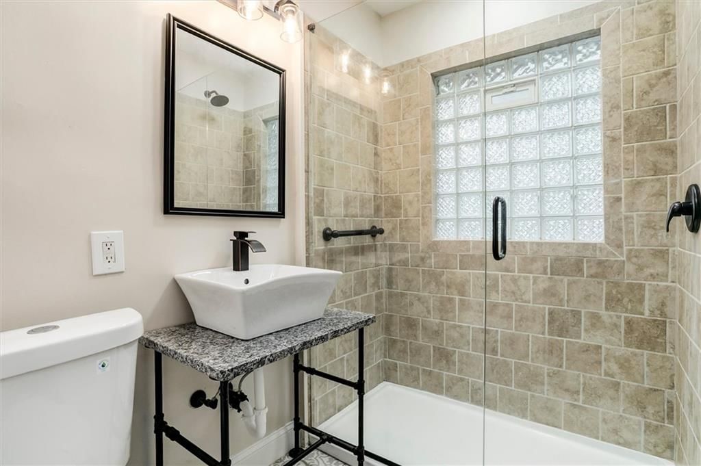 4206 Bell Street — photo 16
