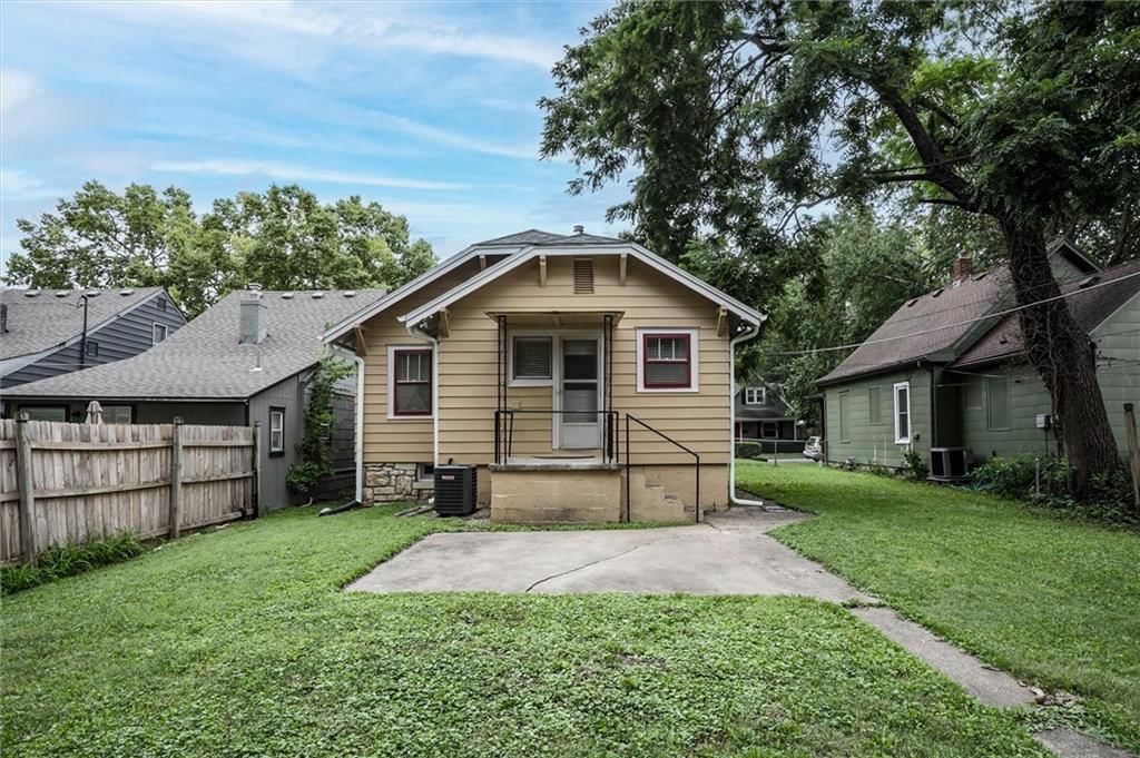 4206 Bell Street — photo 21