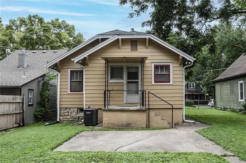 4206 Bell Street — photo 22