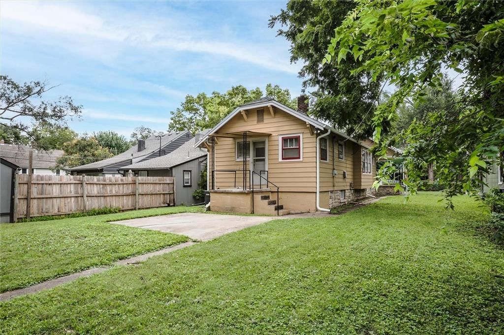 4206 Bell Street — photo 23
