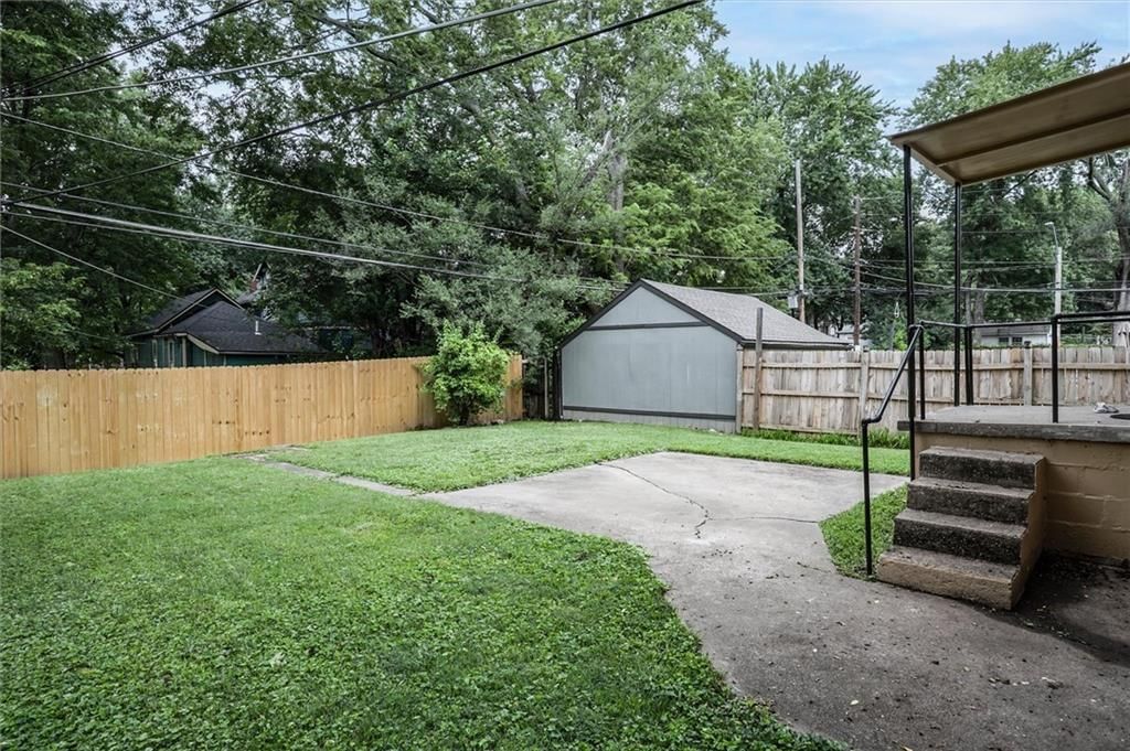 4206 Bell Street — photo 24