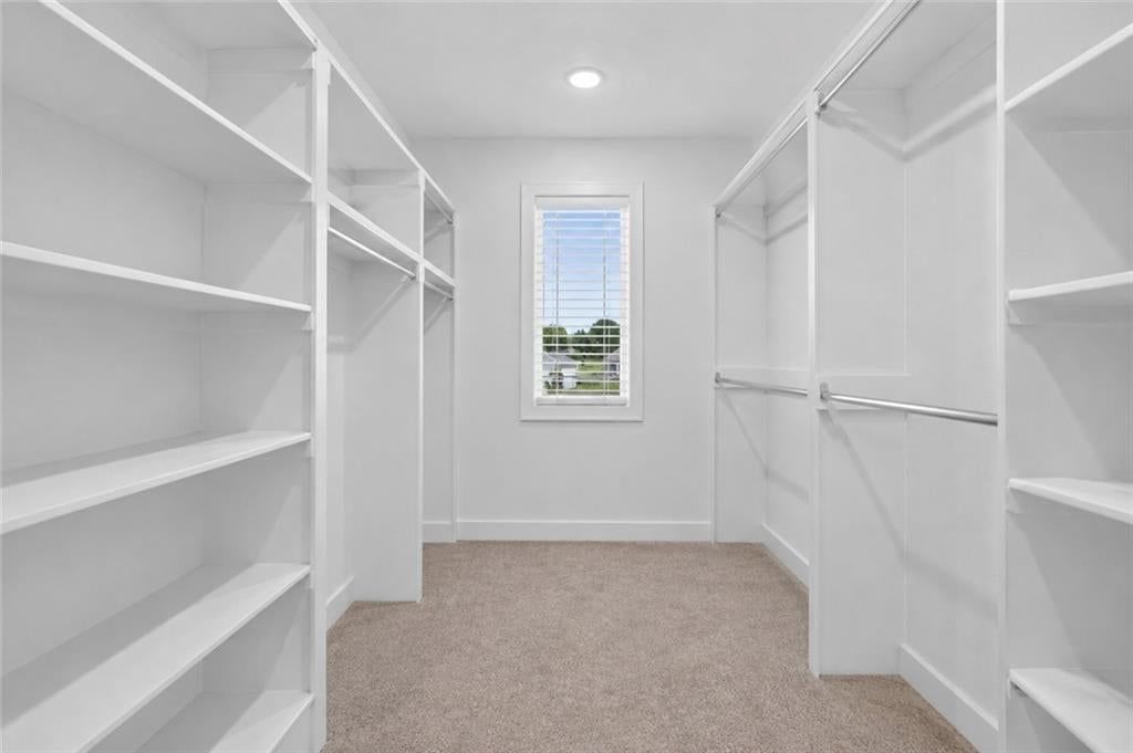 Photo 17 of 28 - 6619 NW 105th Court, Kansas City, MO 64154
