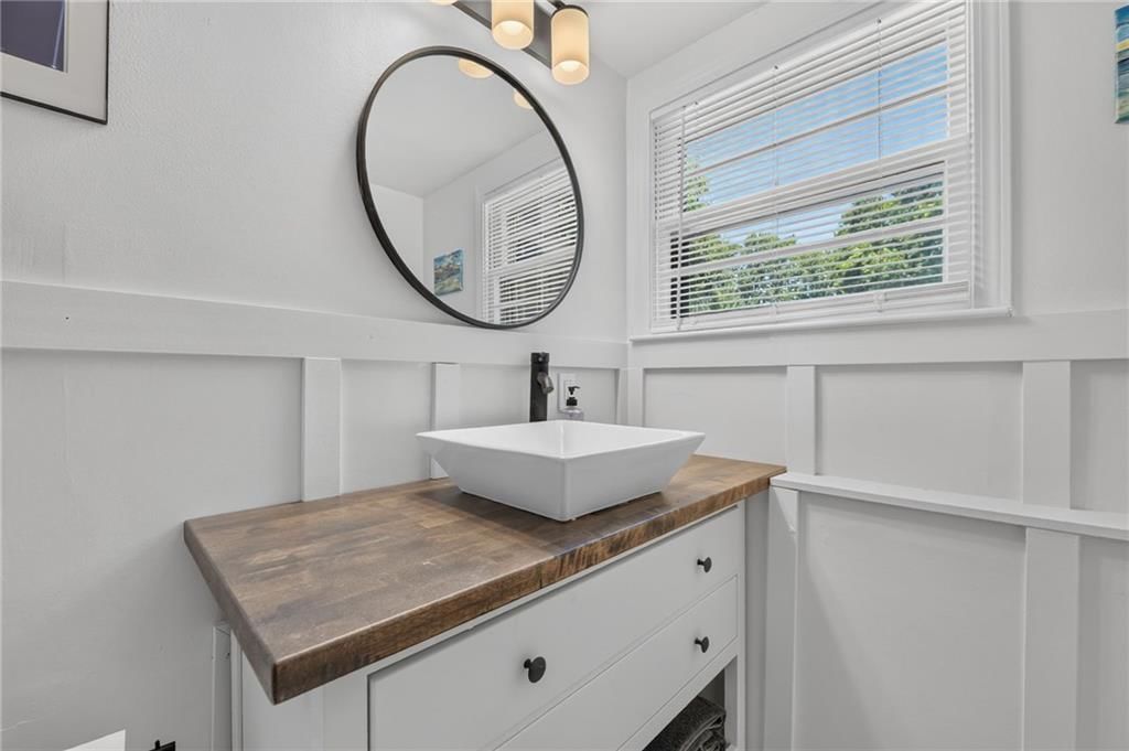 10909 W 72nd Terrace — photo 10