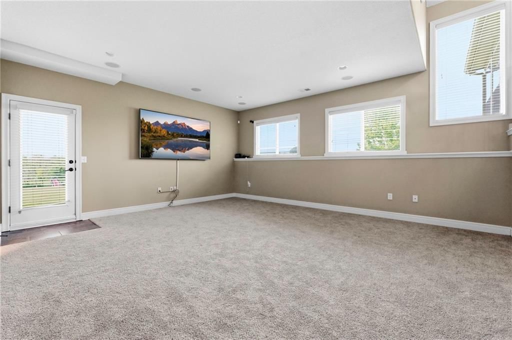 13317 Davis Avenue — photo 29