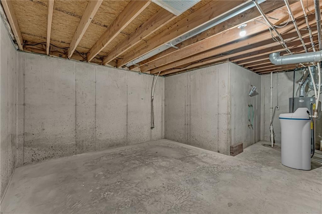 931 E 14th Terrace — photo 35