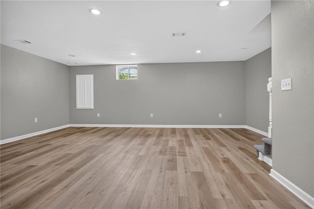 1709 Chadwick Cove — photo 32