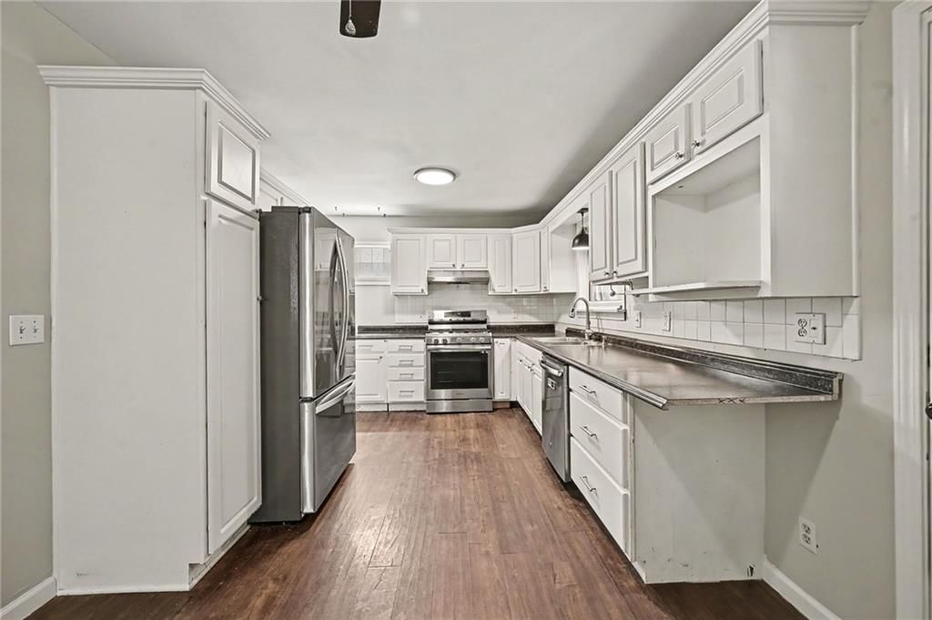 8026 NE 50th Street — photo 10