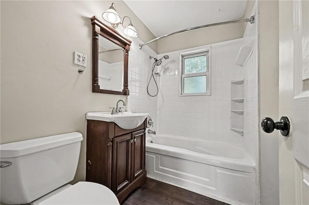 8026 NE 50th Street — photo 16