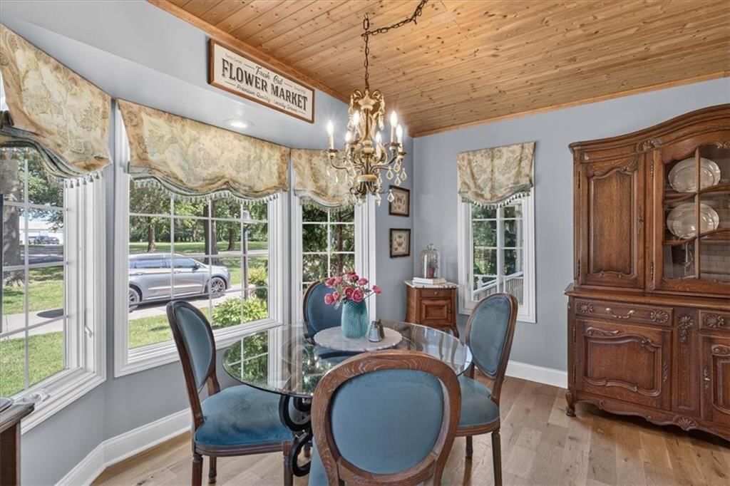 Photo 13 of 67 - 3216 S Bellechase Drive, Grain Valley, MO 64029