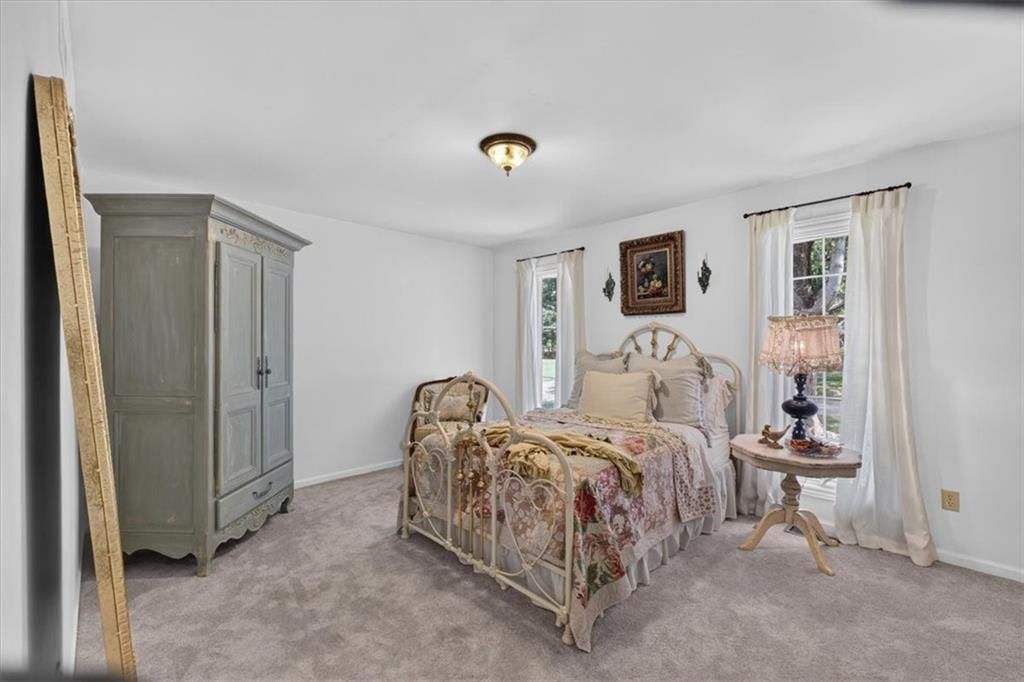 Photo 29 of 67 - 3216 S Bellechase Drive, Grain Valley, MO 64029