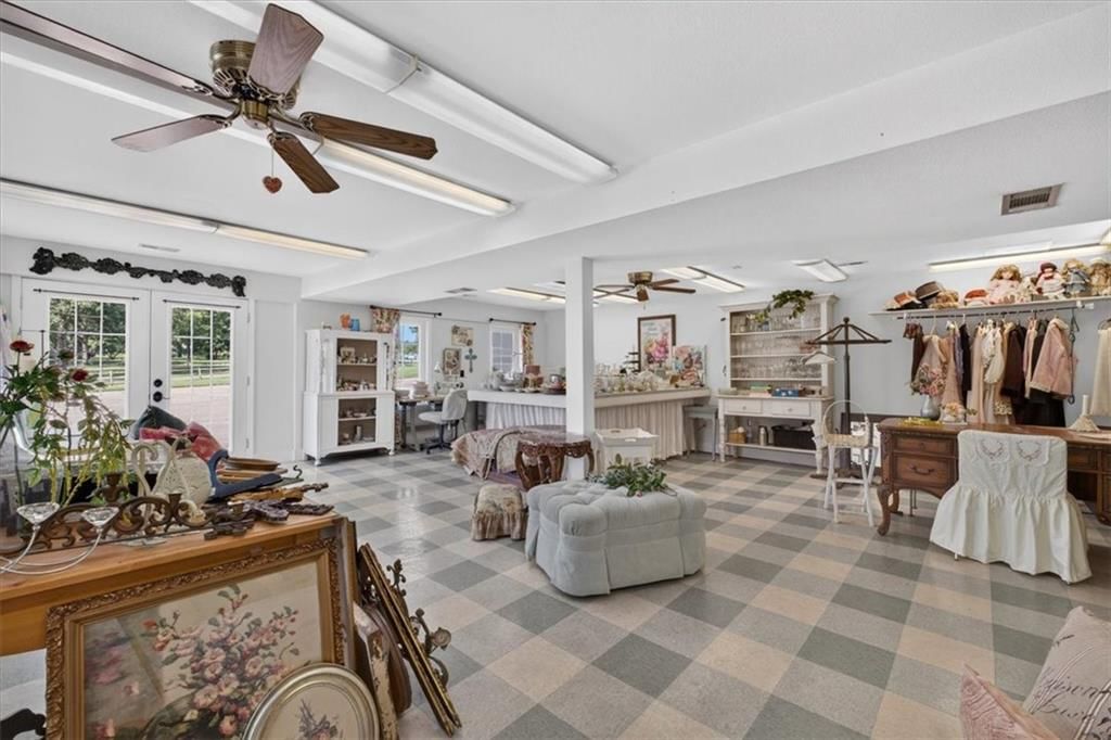 Photo 41 of 67 - 3216 S Bellechase Drive, Grain Valley, MO 64029