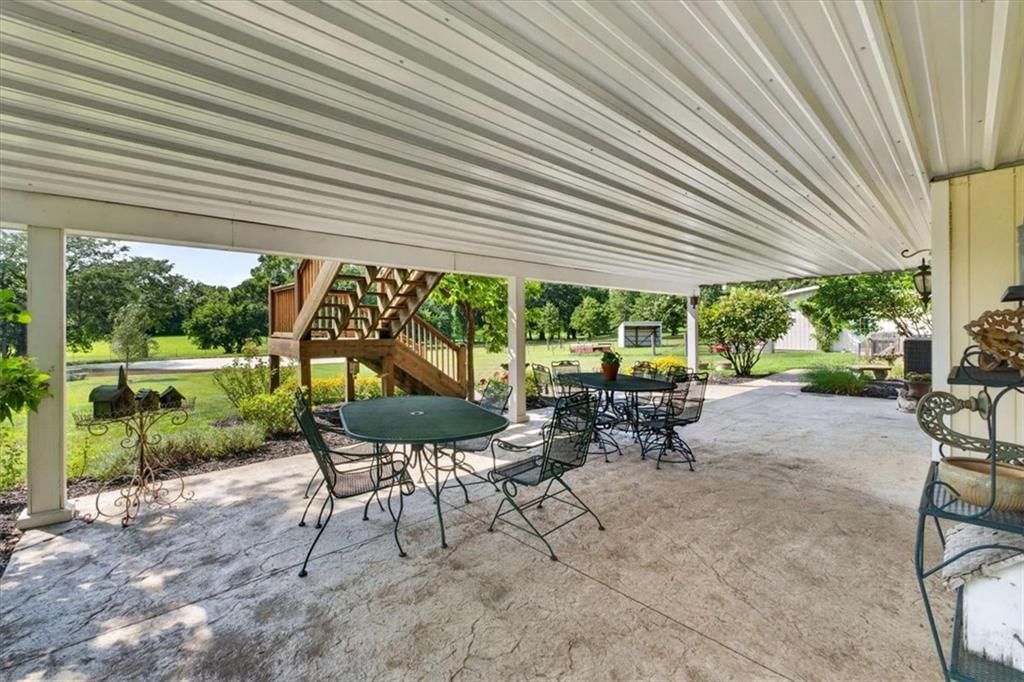 Photo 43 of 67 - 3216 S Bellechase Drive, Grain Valley, MO 64029