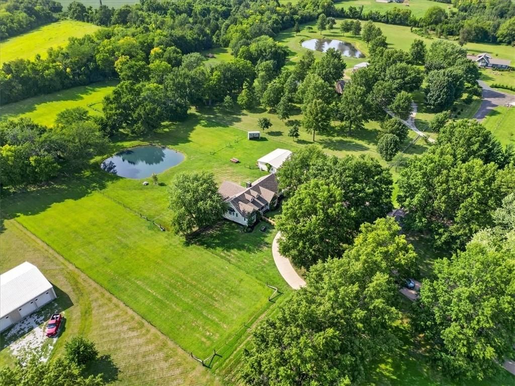 Photo 61 of 67 - 3216 S Bellechase Drive, Grain Valley, MO 64029