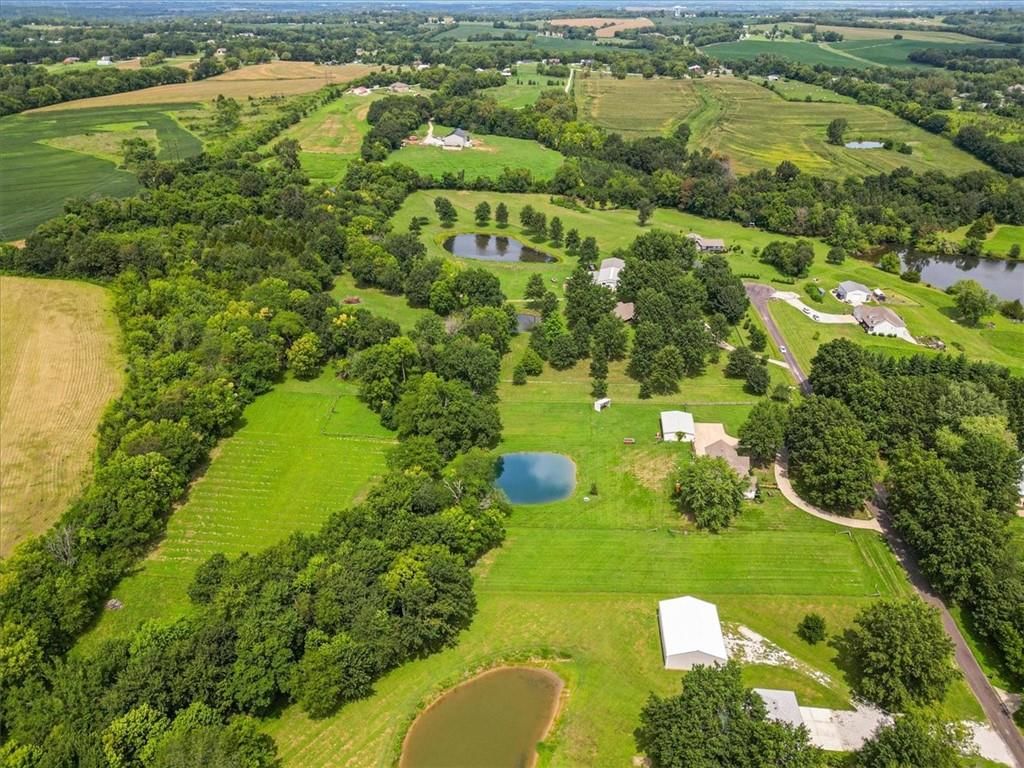 Photo 66 of 67 - 3216 S Bellechase Drive, Grain Valley, MO 64029