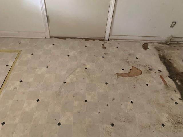 414 E 10th Street — photo 15