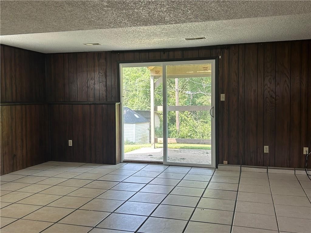 4108 - 4110 Crackerneck Road — photo 14