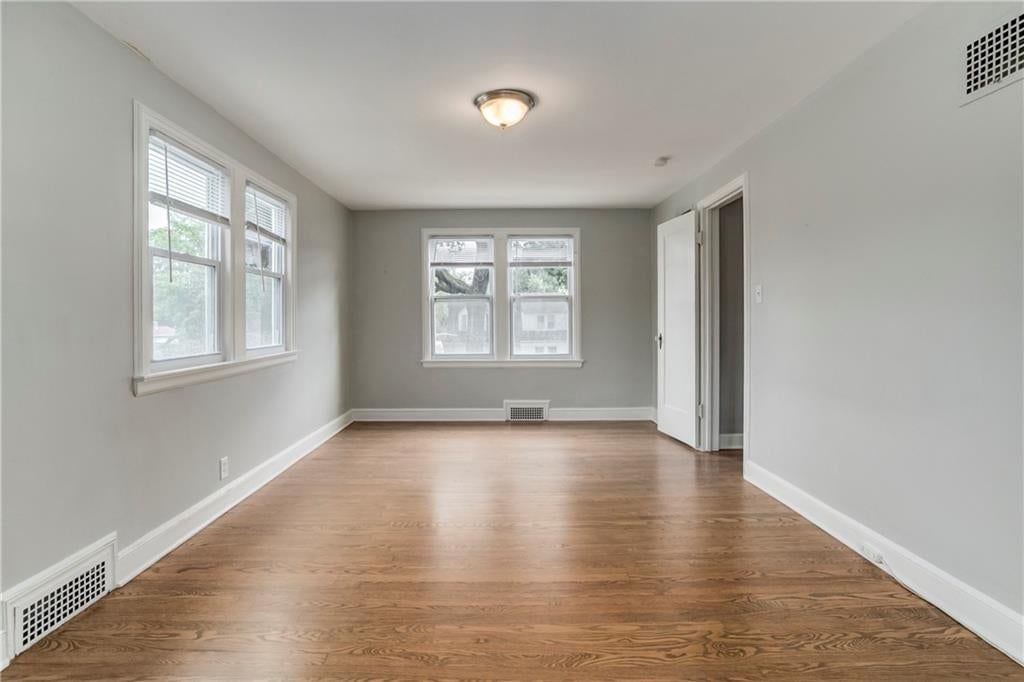 200 E 73RD Terrace — photo 17