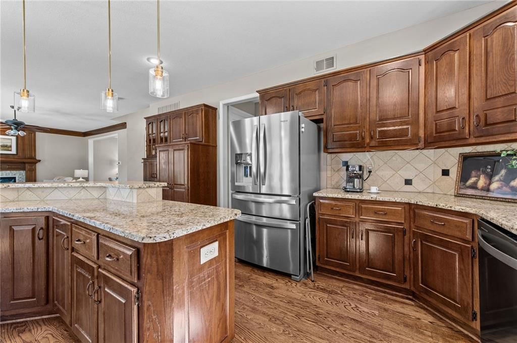 12860 Barton Street — photo 14