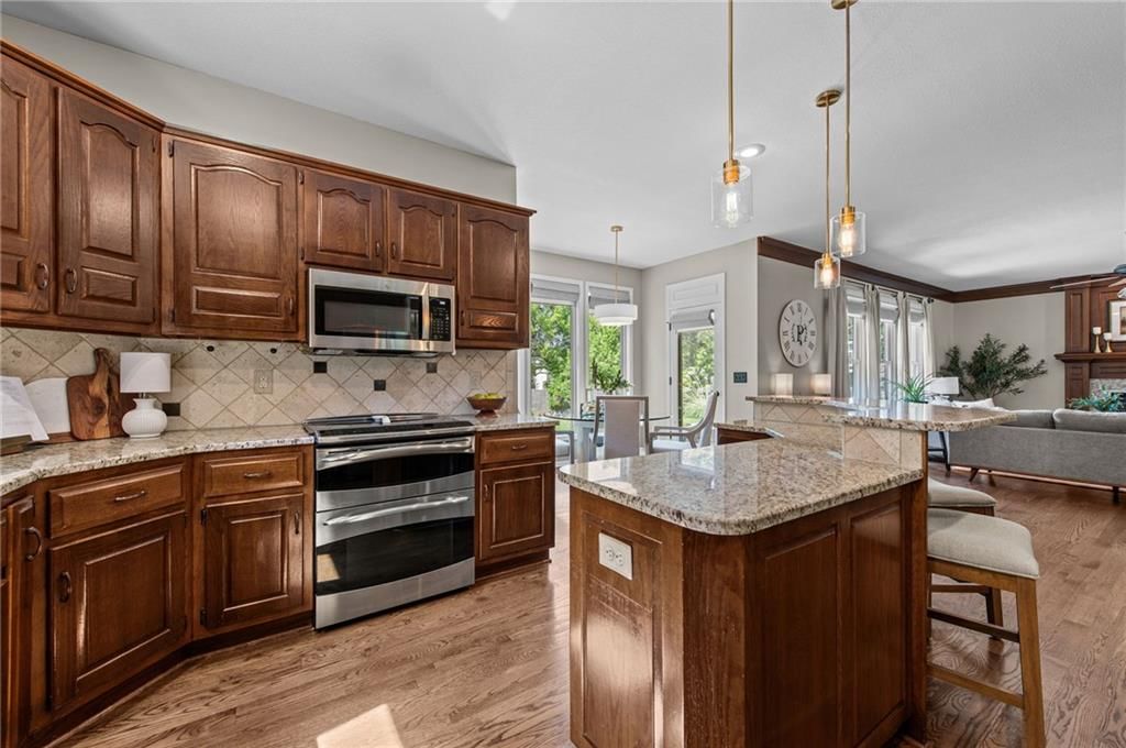 12860 Barton Street — photo 15
