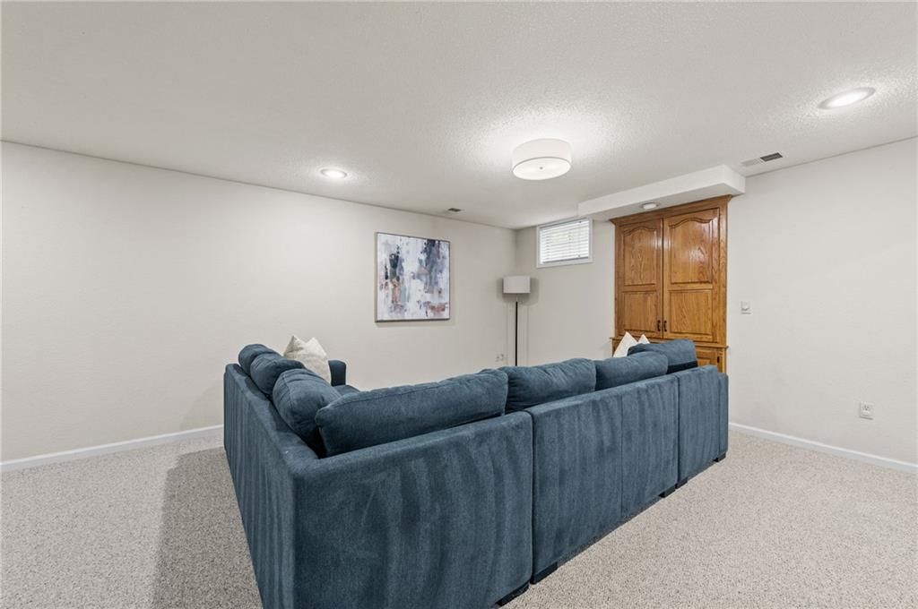 12860 Barton Street — photo 24