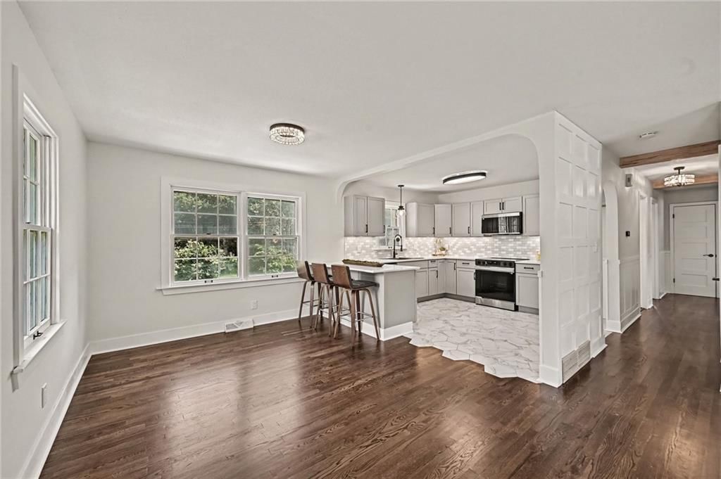 6805 Switzer Lane — photo 8