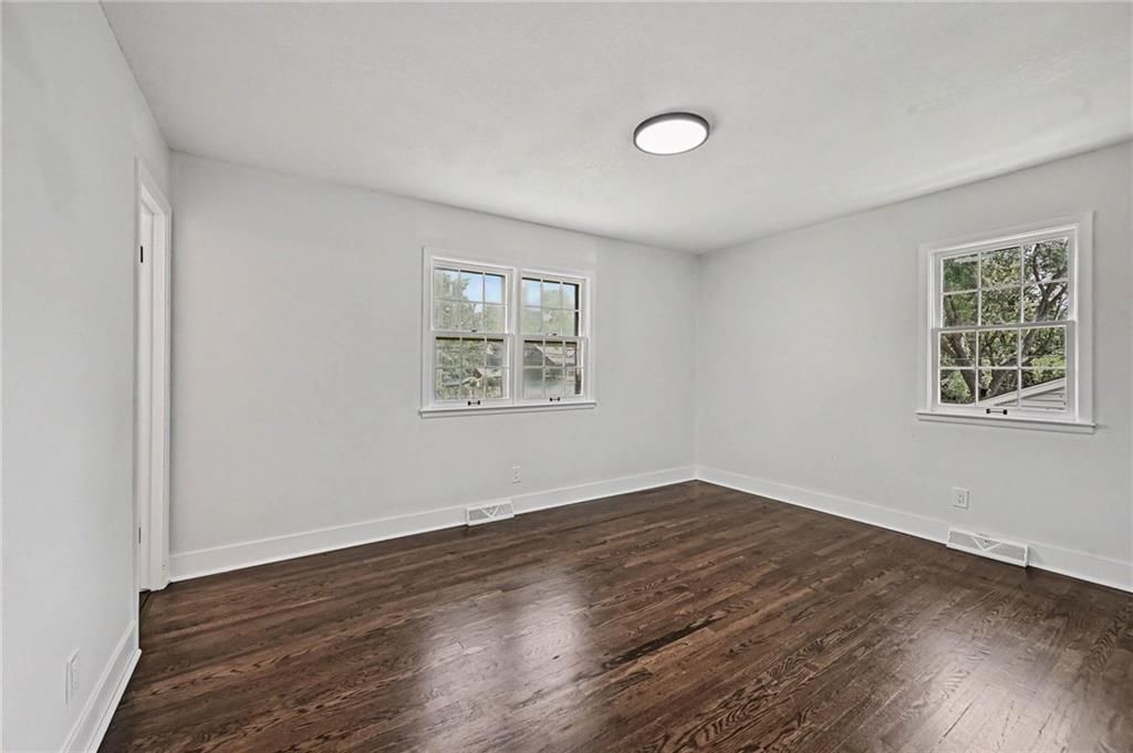 6805 Switzer Lane — photo 13