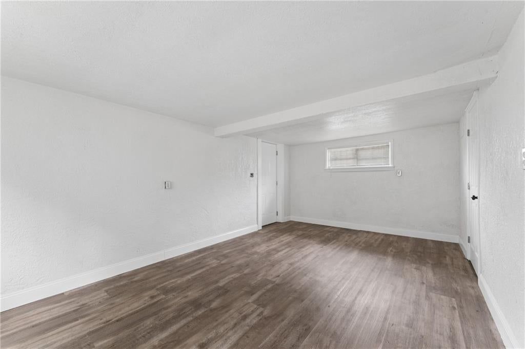 2034 Oakley Avenue — photo 11