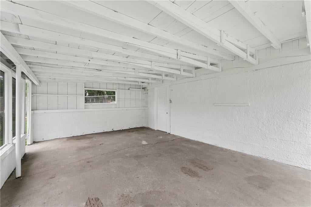 2034 Oakley Avenue — photo 20