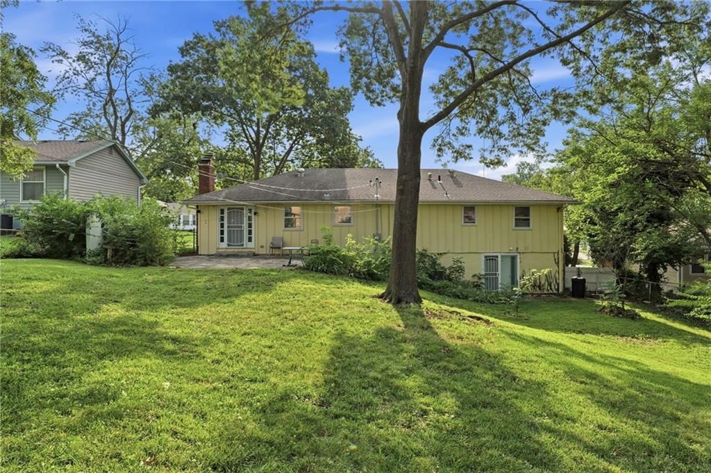 10936 Myrtle Avenue — photo 4