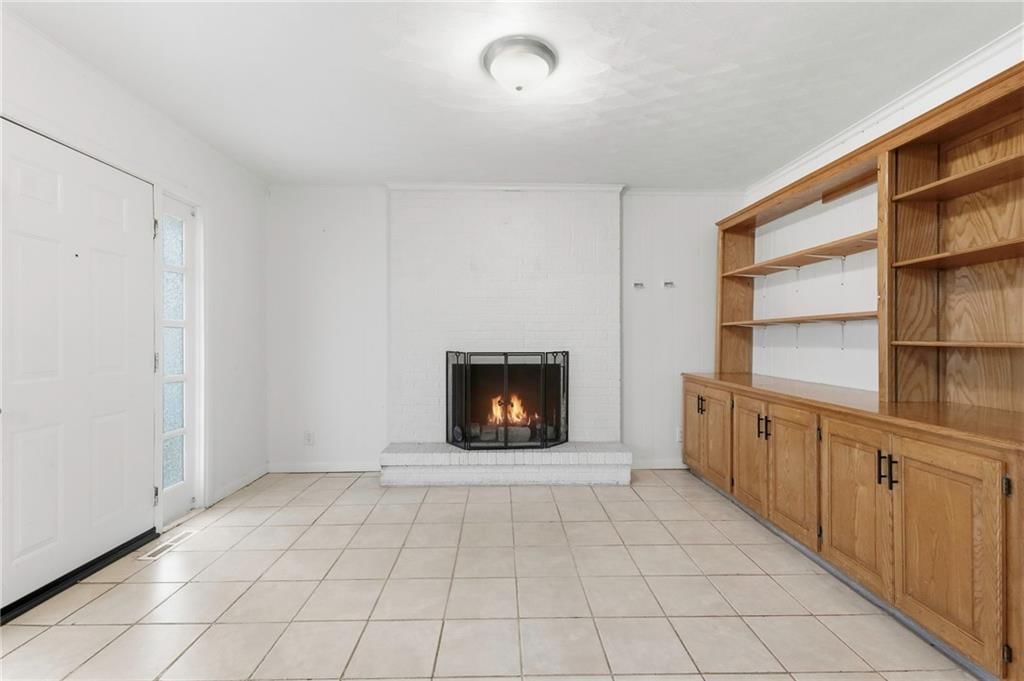 10936 Myrtle Avenue — photo 10