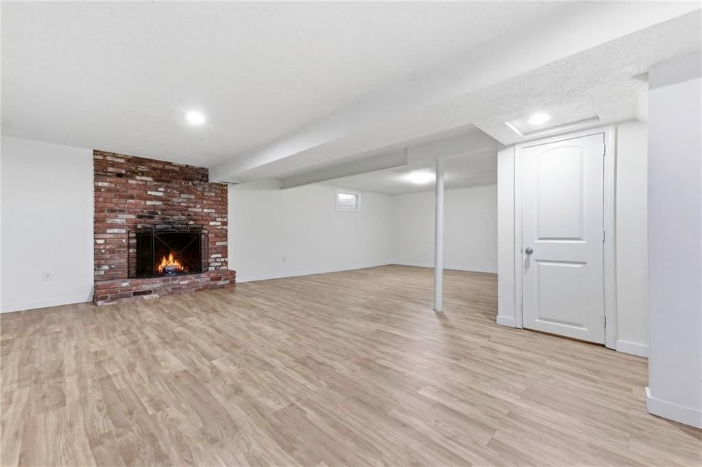 10936 Myrtle Avenue — photo 28