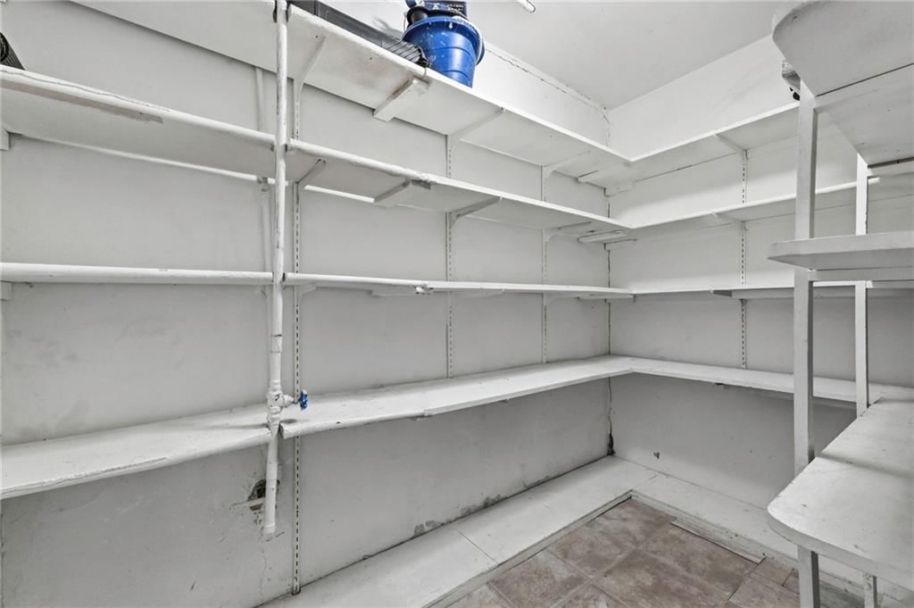 10936 Myrtle Avenue — photo 33