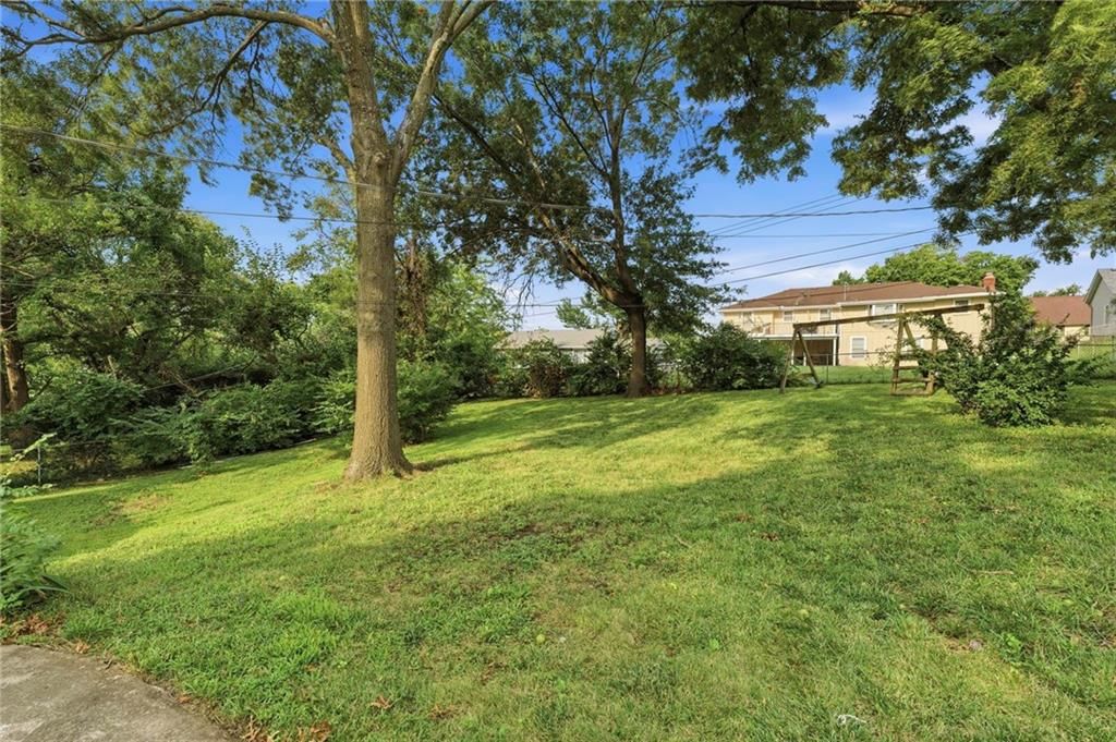 10936 Myrtle Avenue — photo 35