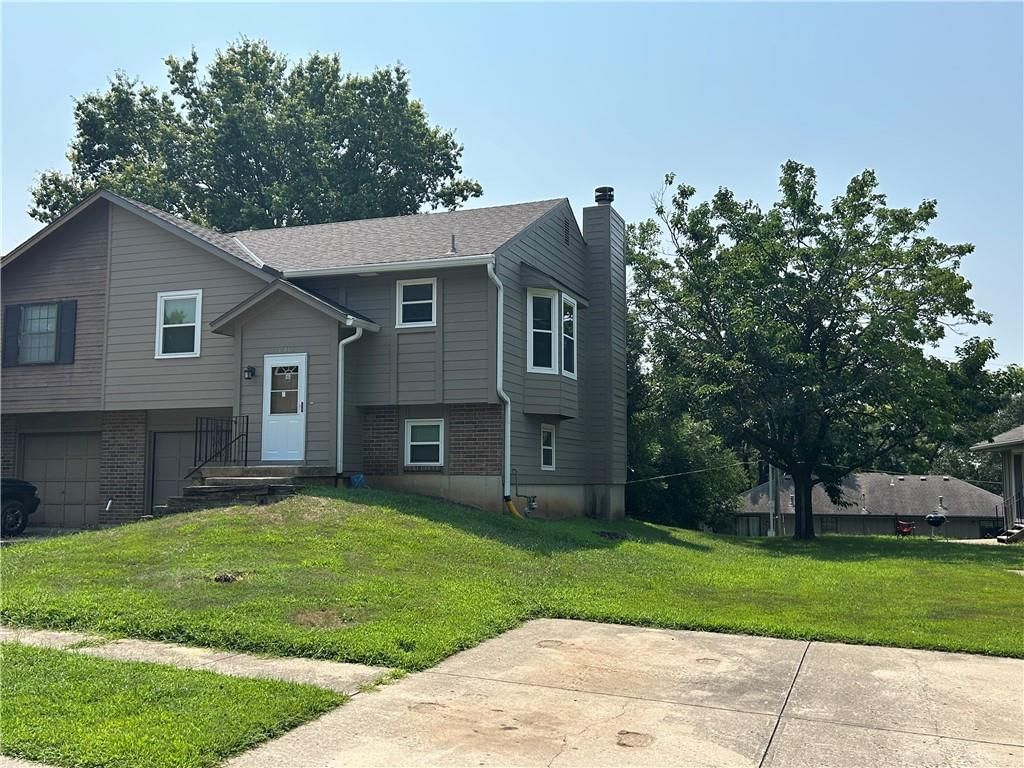 17405 E 41st Terrace — photo 2
