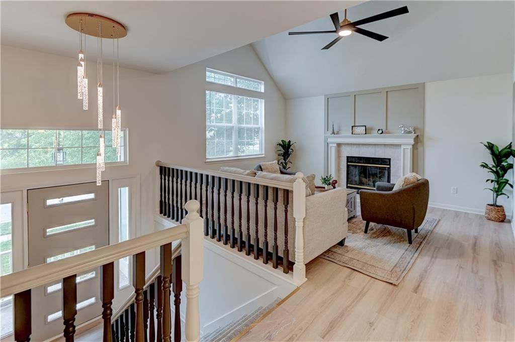 900 SW Daney Drive — photo 2