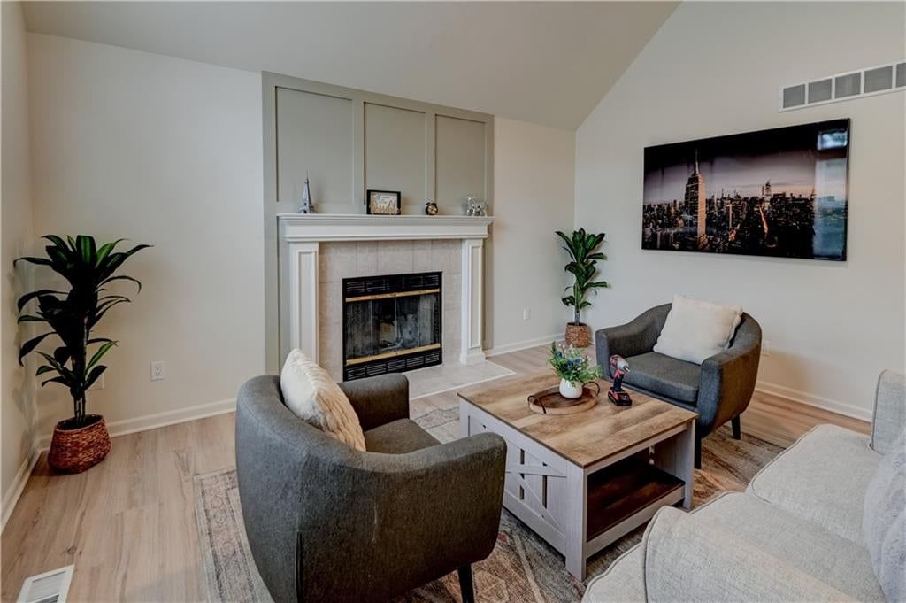 900 SW Daney Drive — photo 5