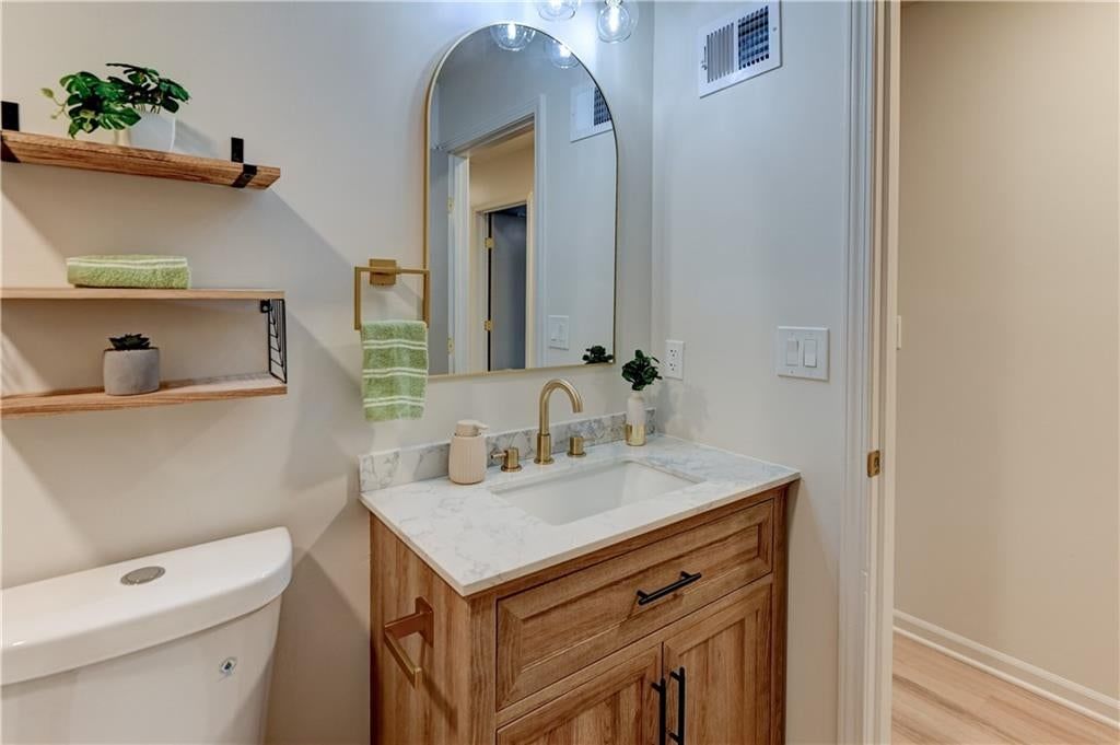 900 SW Daney Drive — photo 17