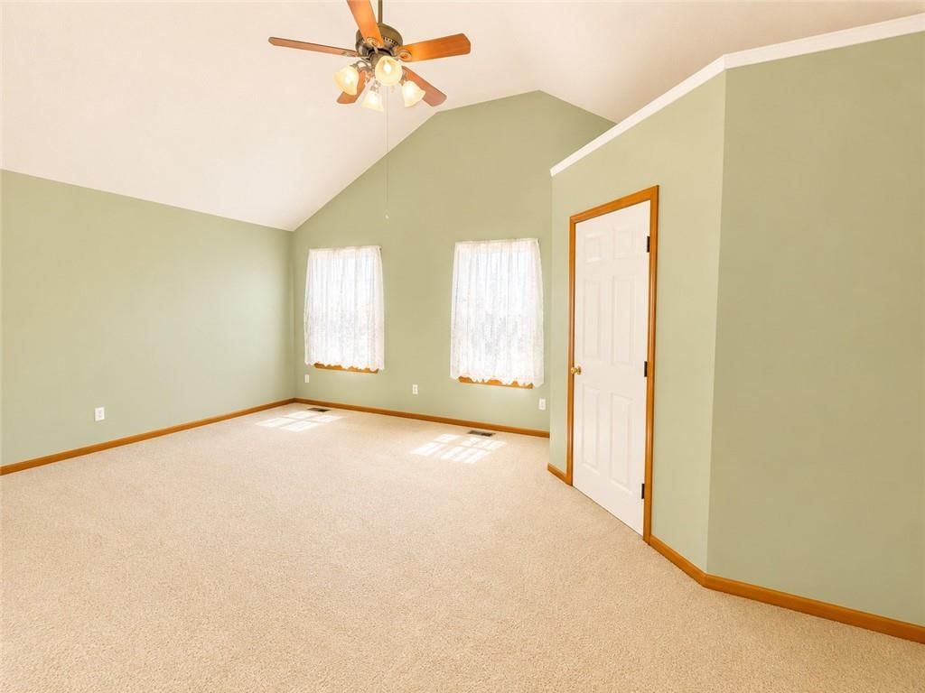 809 SW Graystone Drive — photo 10