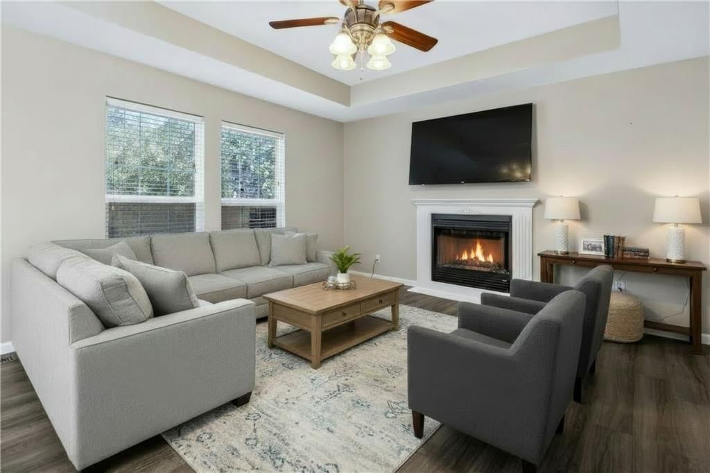 1309 Cloverleaf Court — photo 5
