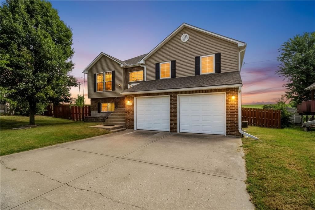 1309 Cloverleaf Court — photo 47