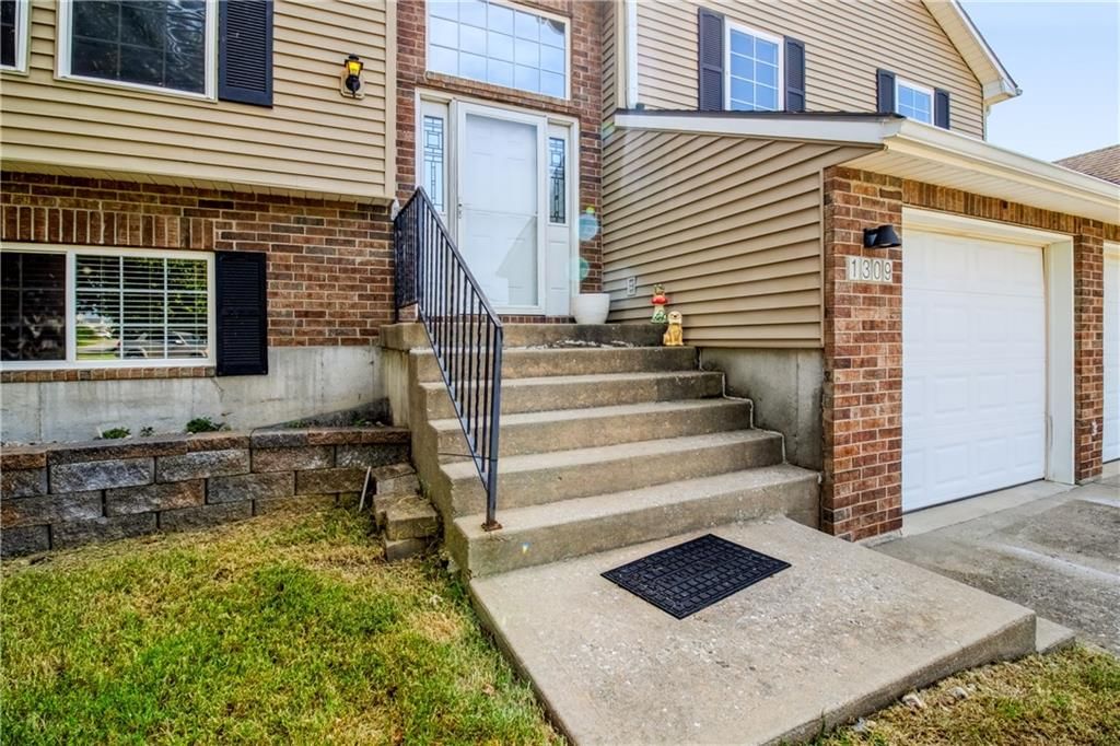 1309 Cloverleaf Court — photo 48