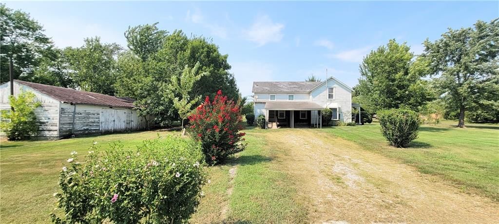 302 N Spruce Street, Redfield, KS