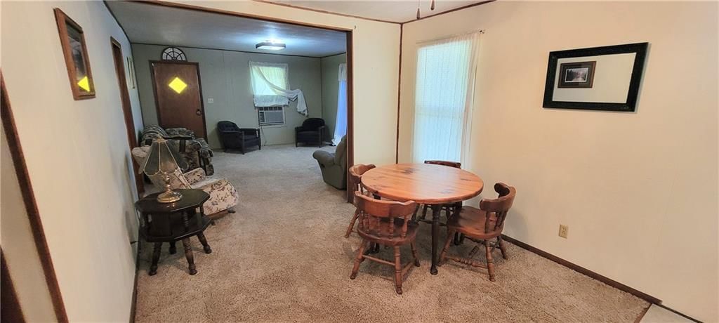 302 N Spruce Street — photo 11