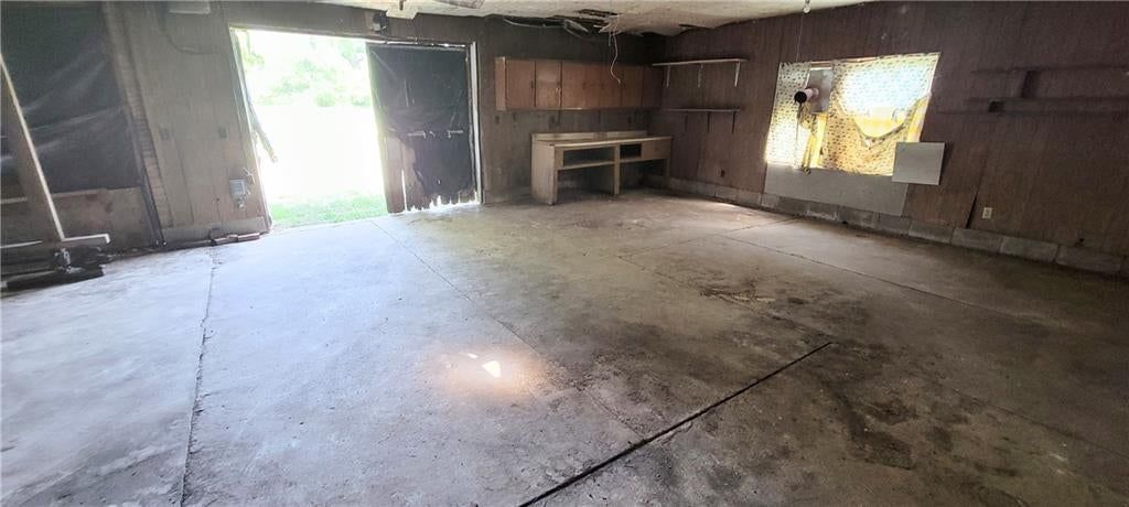 302 N Spruce Street — photo 41
