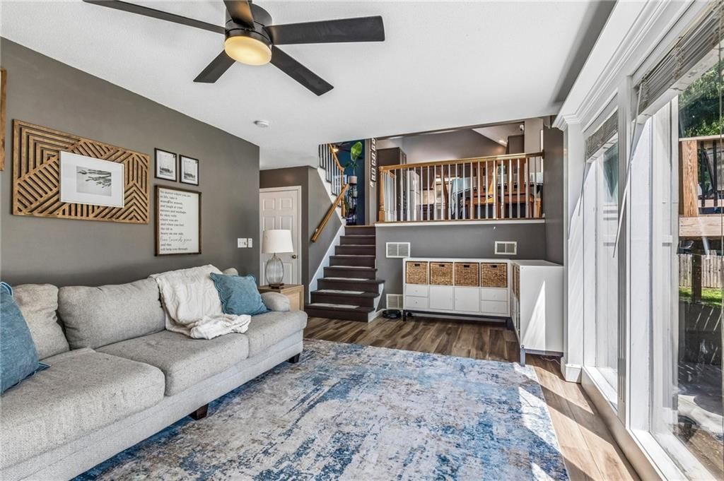 Photo 13 of 32 - 1101 NW 72nd Street, Kansas City, MO 64118