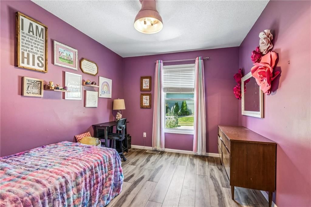 Photo 23 of 32 - 1101 NW 72nd Street, Kansas City, MO 64118