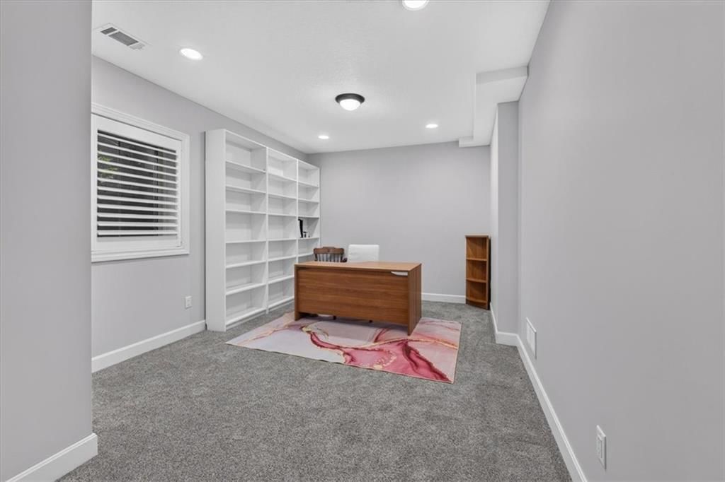 5008 W 141st Terrace — photo 39