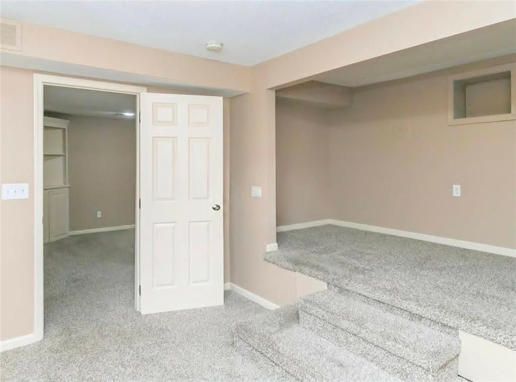 5701 NE Hidden Meadow Drive — photo 8